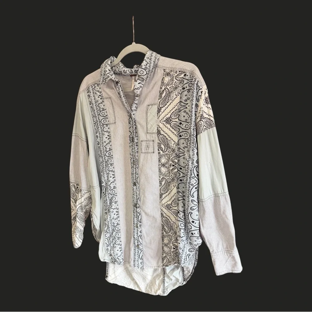 FREE PEOPLE All Patched Up Button Down Shirt Top M - Picture 3 of 10